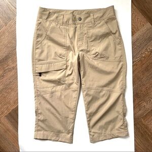 Columbia Omni-Shield Capri Shorts Tan 8